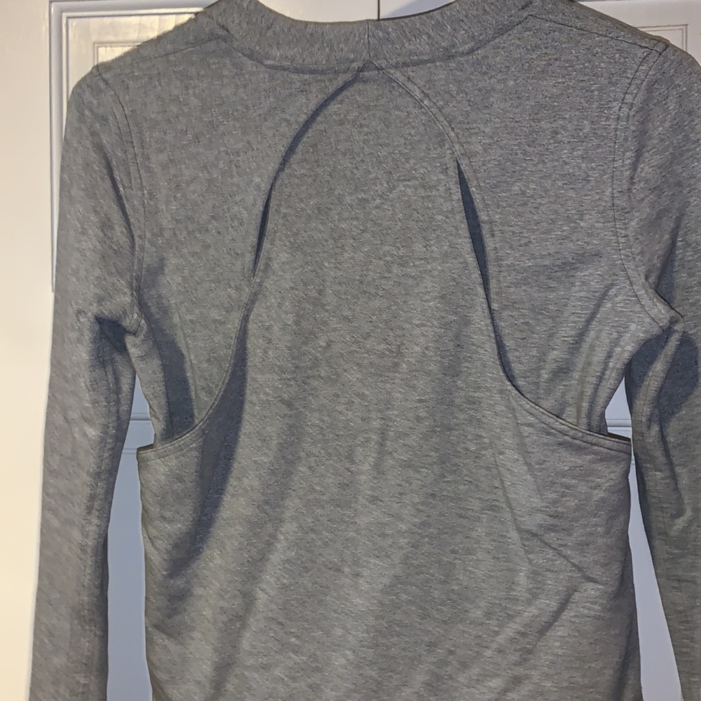 Lululemon - Picture 5 of 5
